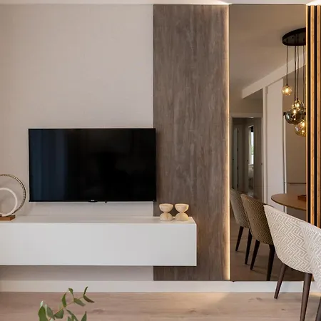 Hanami Luxury Connecta Апартаменти Естепона