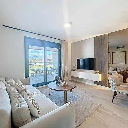 Hanami Luxury Connecta 에스테포나