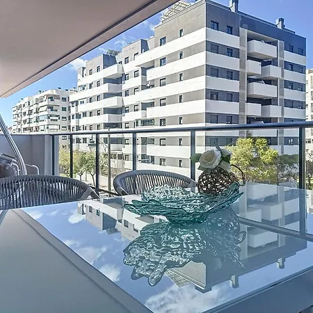 Hanami Luxury Connecta *